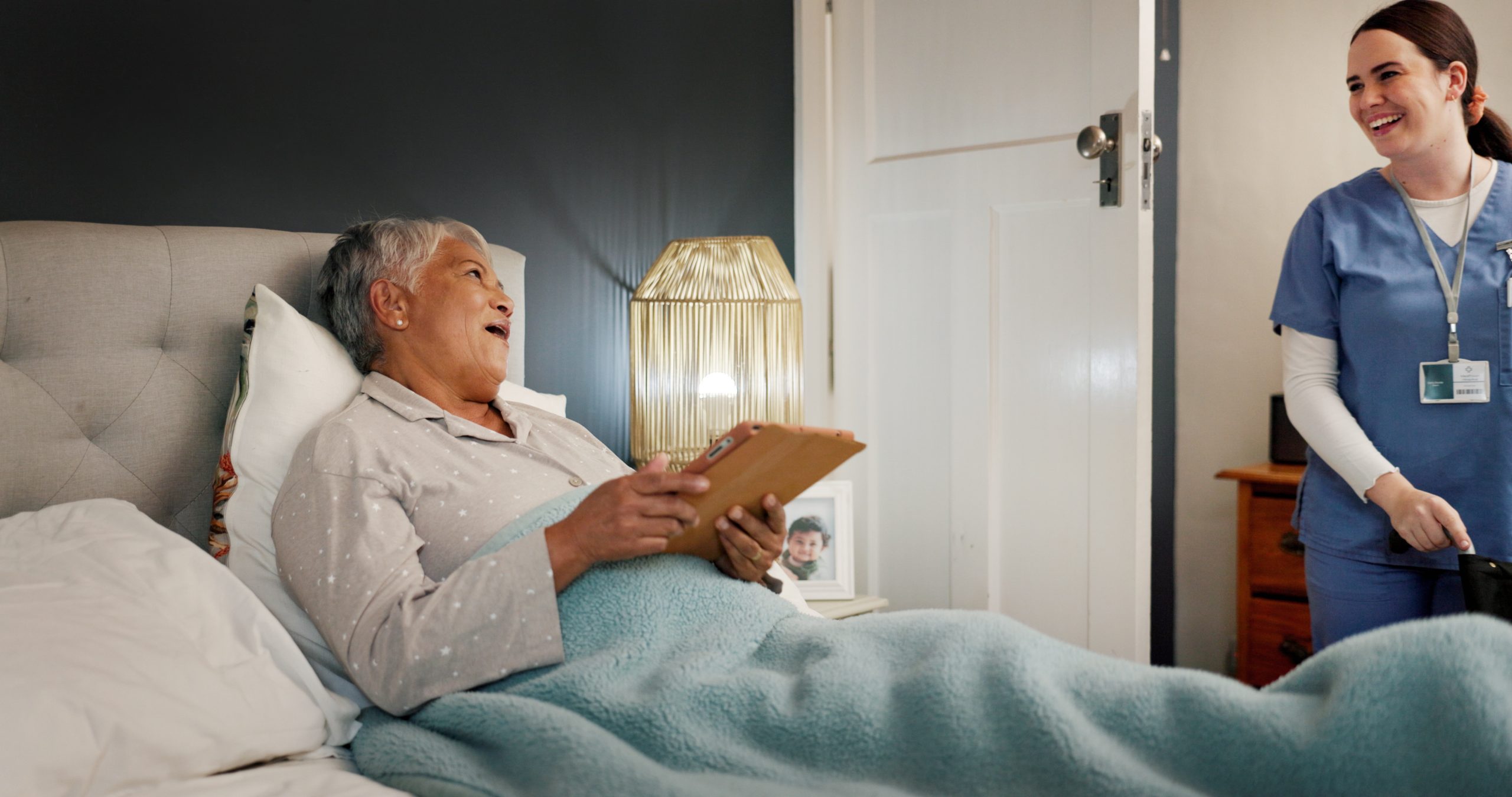 The Night Watch: Ensuring Safety and Routine with Moorlander Assistance’s Night Care